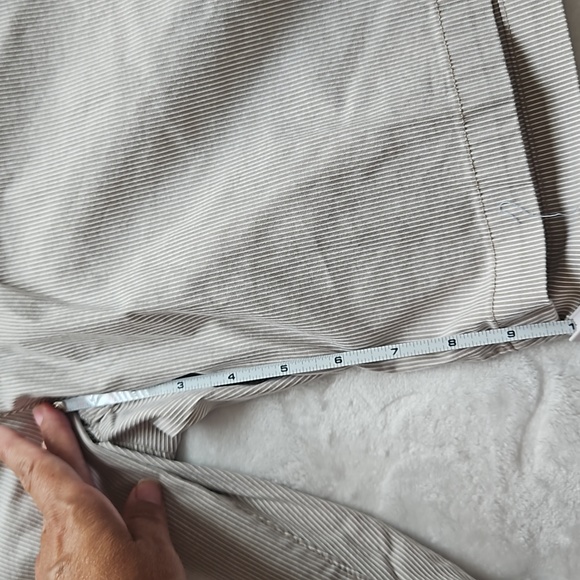 Men's Docker Pin Stripe Shorts - Picture 8 of 14